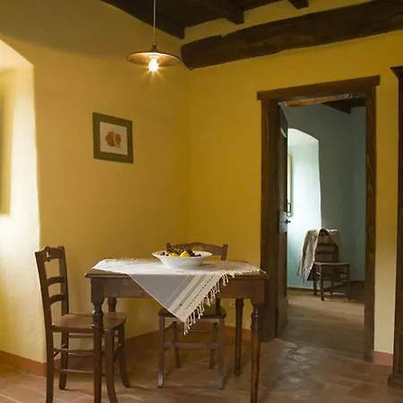 Podere Countryhouse Torremozza ファームステイ